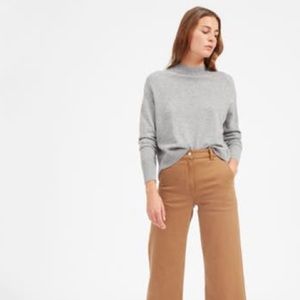Everlane cashmere grey cropped mockneck sweater